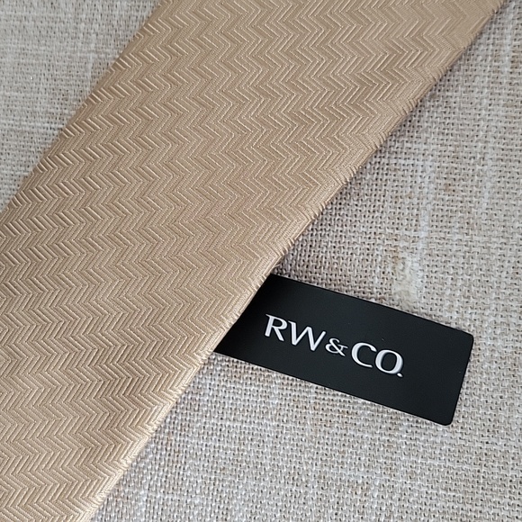 RW & CO Classic Tie - Picture 3 of 4